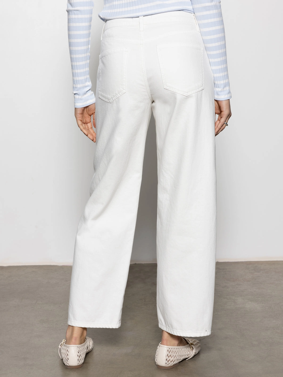 District Column Standard Rise Ankle Jean Bleached White Relaxed trousers