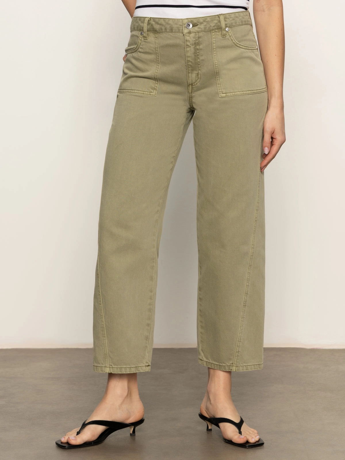 Neutral Piece Artist Vibe Comfy District Column Standard Rise Ankle Jeans Bamboo