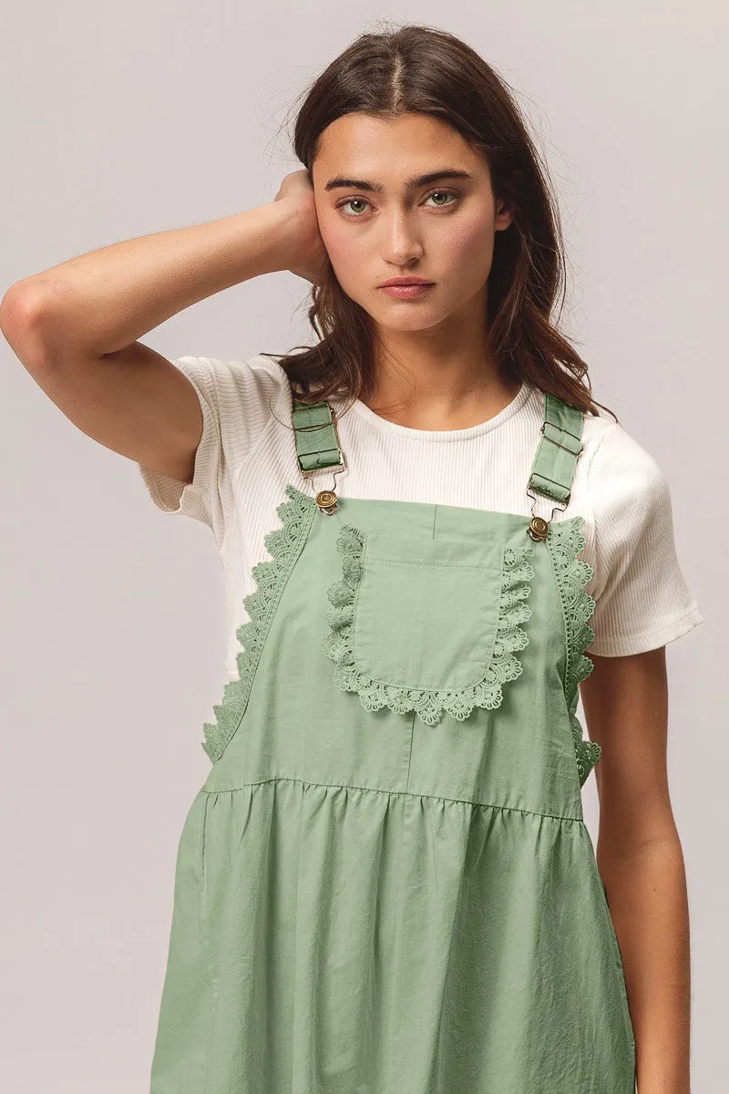 IB1333G-01 | BACK PATCH POCKET LACE SHORTALLS Easy Match