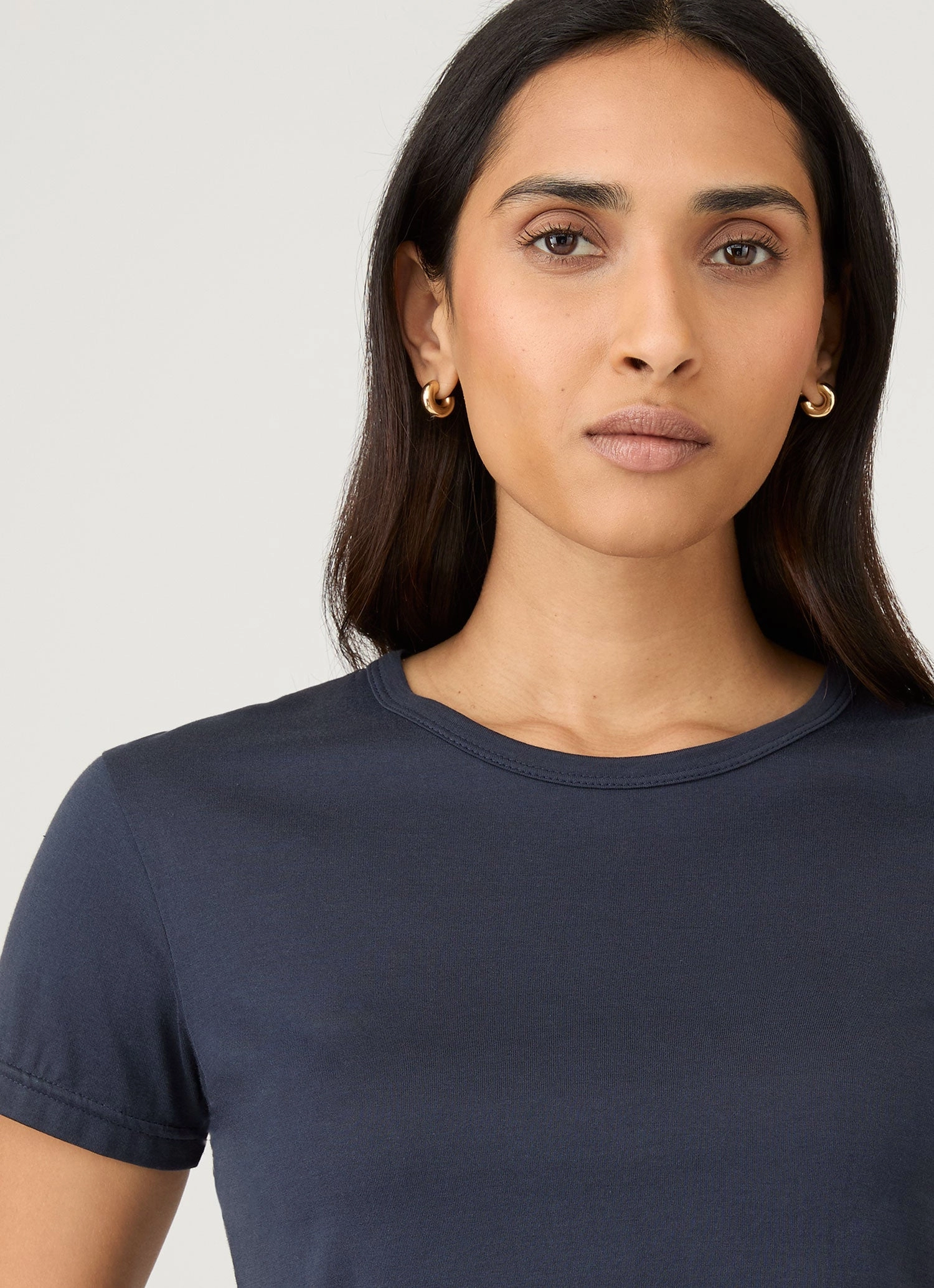 Effortless Layer Women's Classic T-shirt in Navy