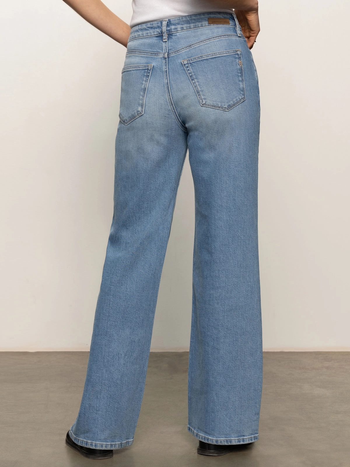 Ekara Slim Wide Semi High Rise Jeans Light Timeless Design