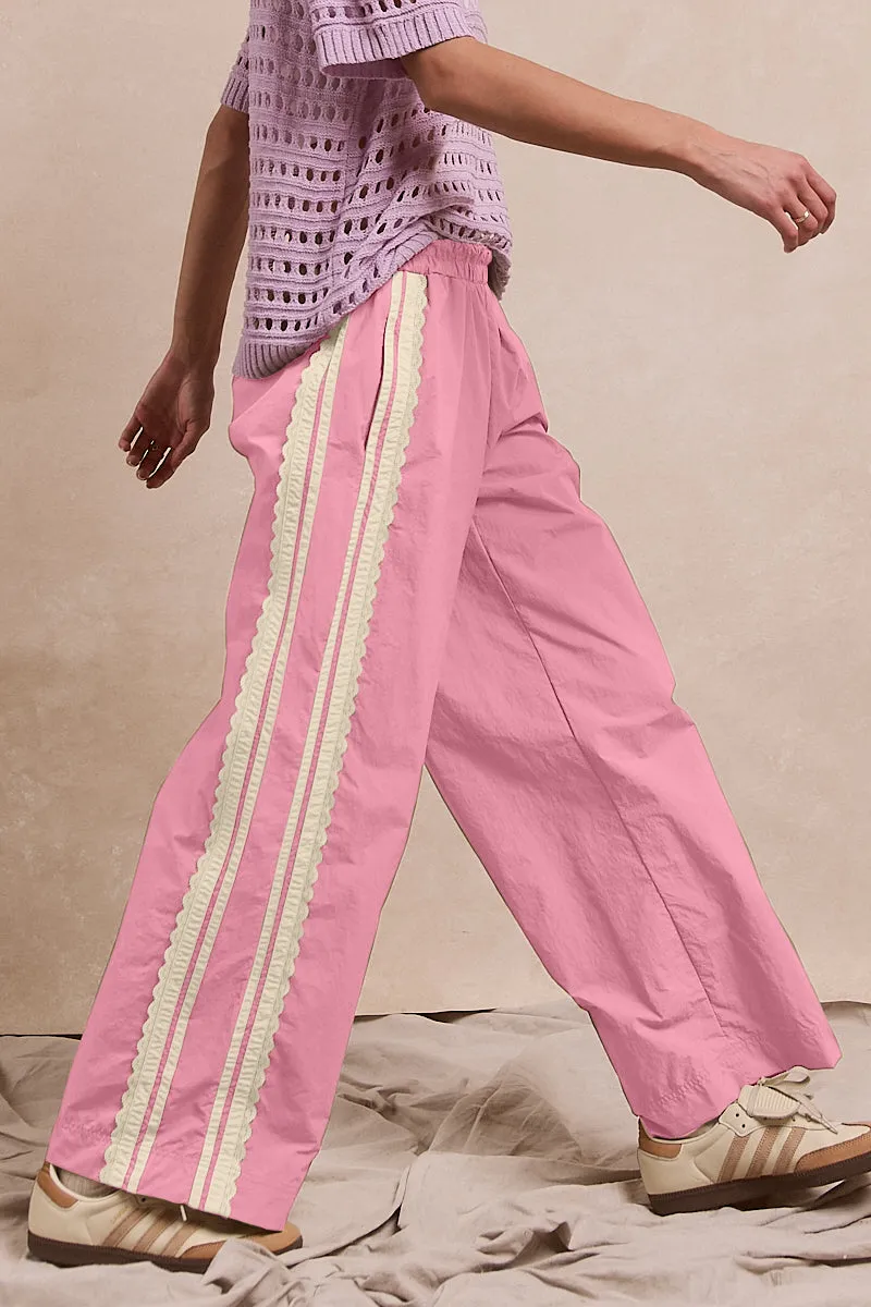 Stylish Fit Fashion Stretch IB1806R-01 | SIDE CONTRAST AND LACE DETAILED TRACK PANTS WITH POCKET