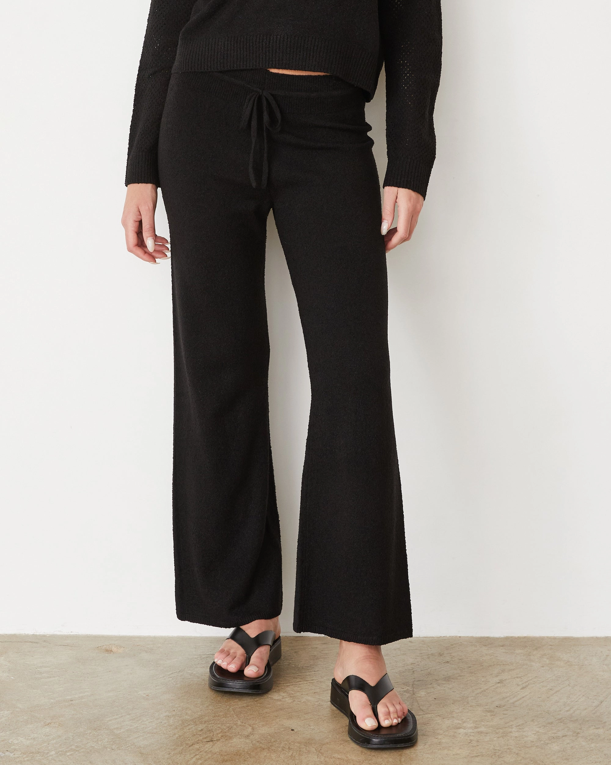 Elegant Speaker Boucle Knit Relaxed Pant