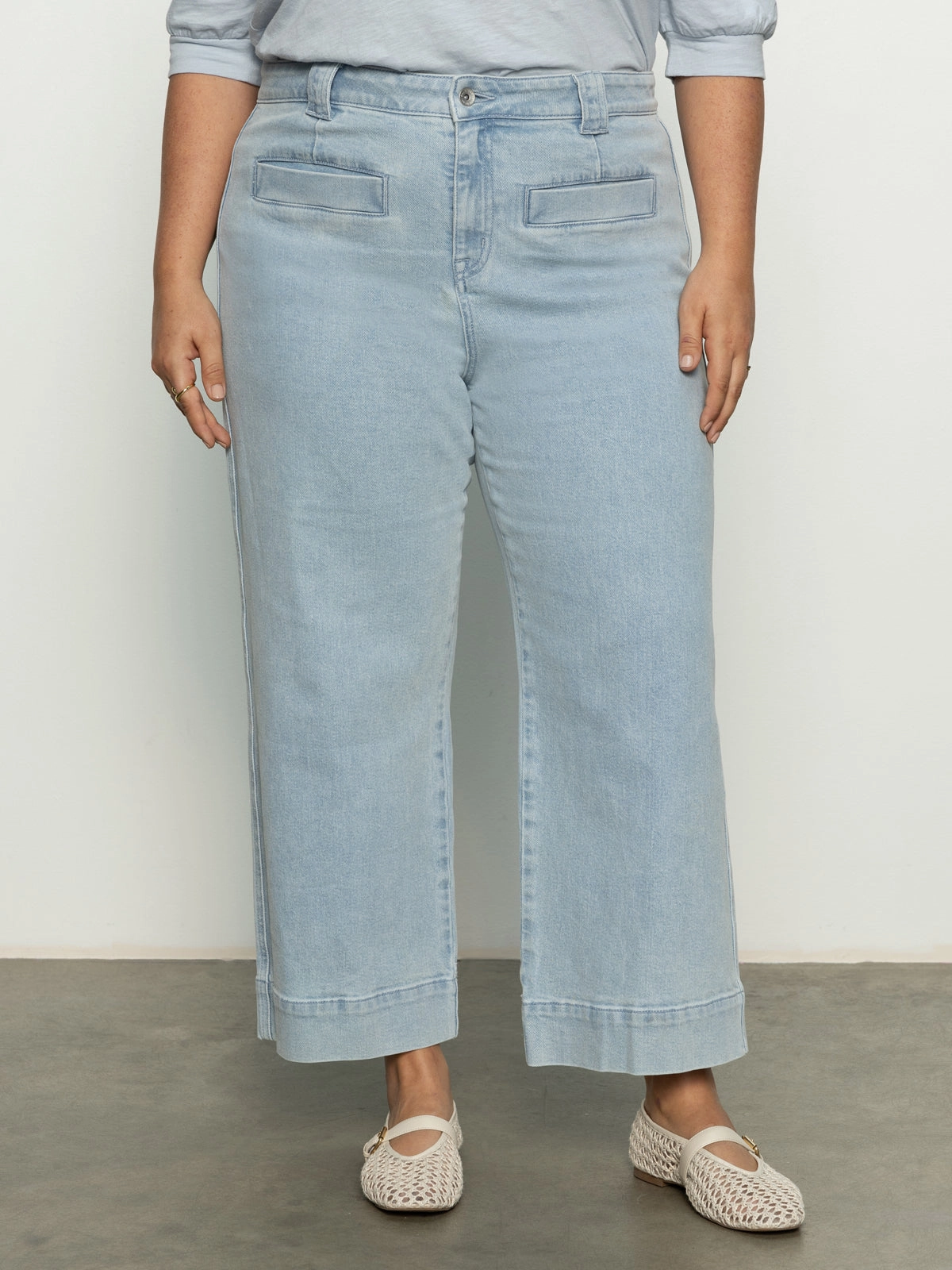 Elegant Waist Voyage Standard High Rise Crop Jeans Winner's Circle Extended Sizing