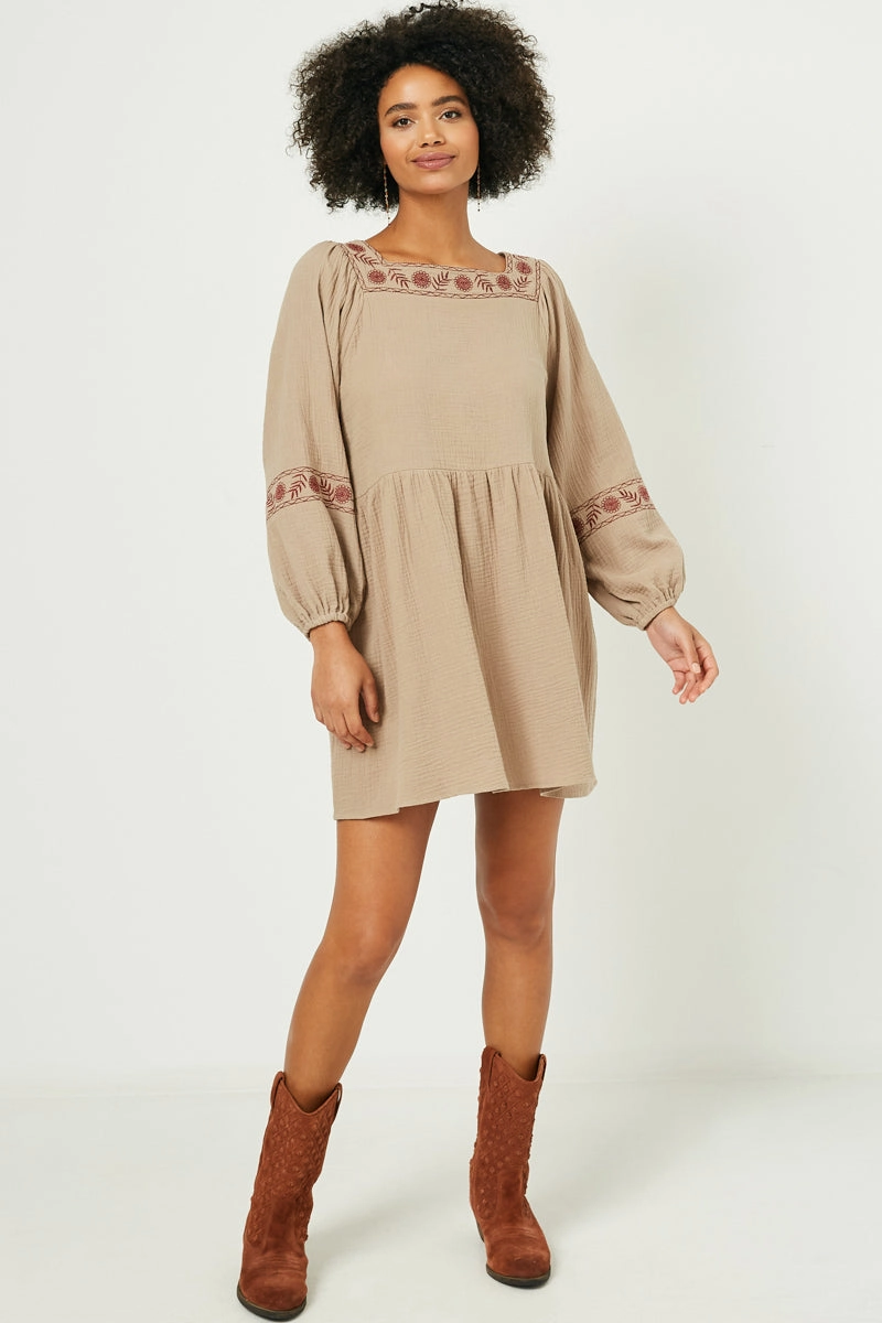 Embroidered Square Neck and Sleeve Dress Silky Surface Daily Casual