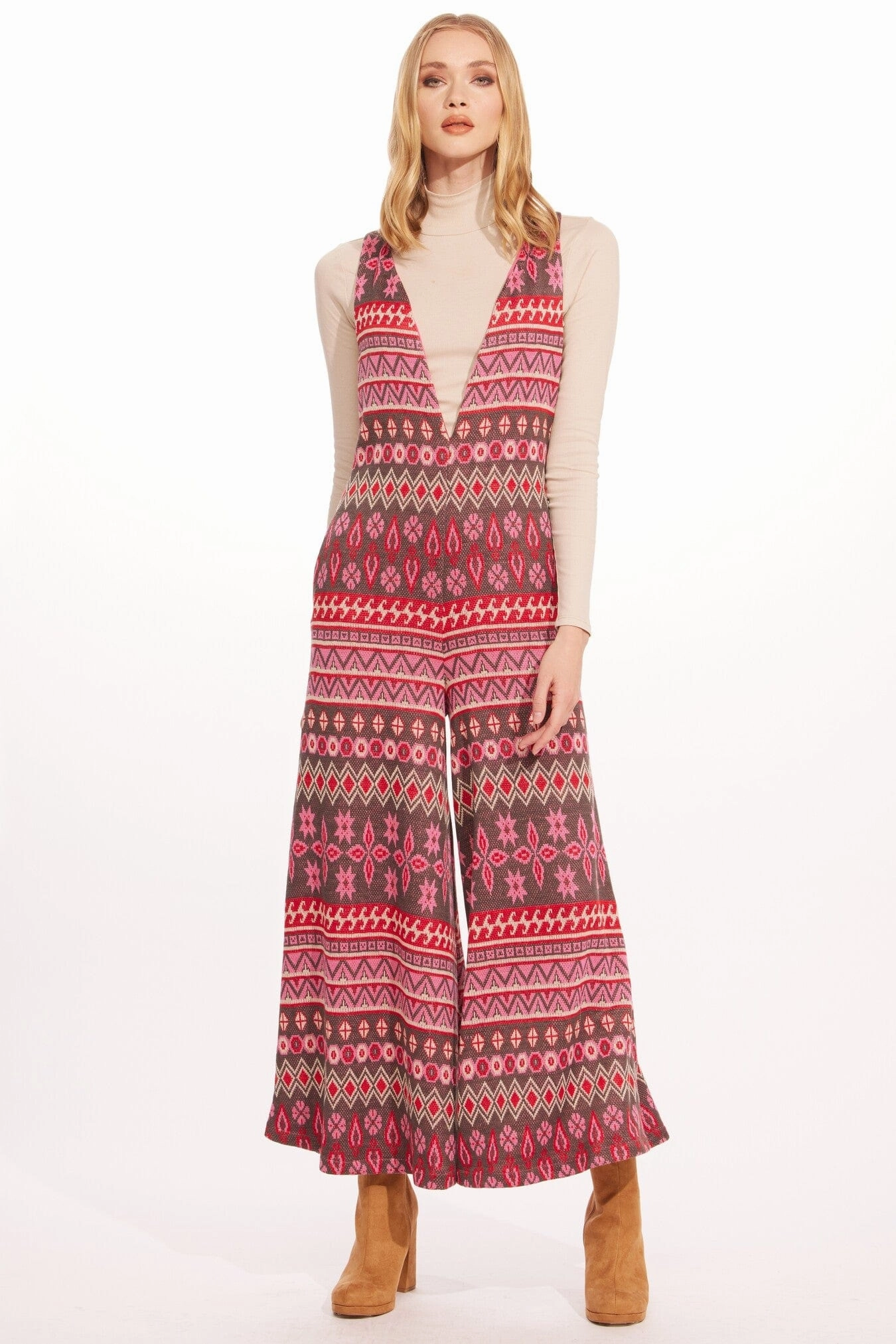 Essential Outline Apres -ski knit Jumpsuit ?C Pink Hinterlands