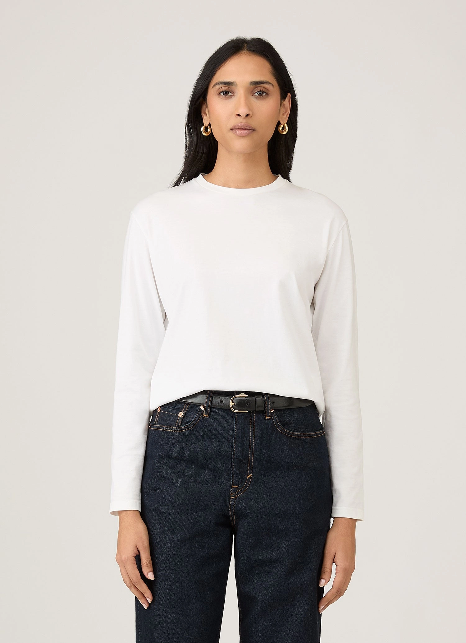 Timeless casual style Timeless Style Women's Long Sleeve Boy Fit T Shirt in White