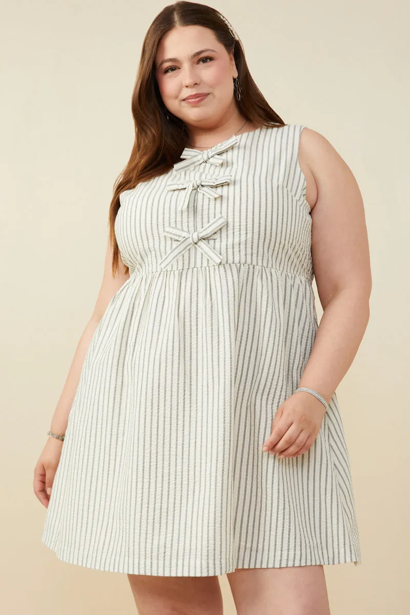 Modern Form Silk-Blend Bow Tie Detailed Striped Seer Sucker Dress