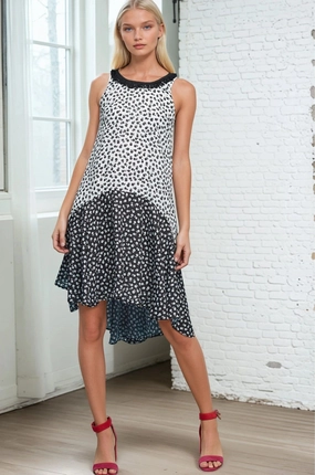 City Casual Claire Dress - Black & White Floral