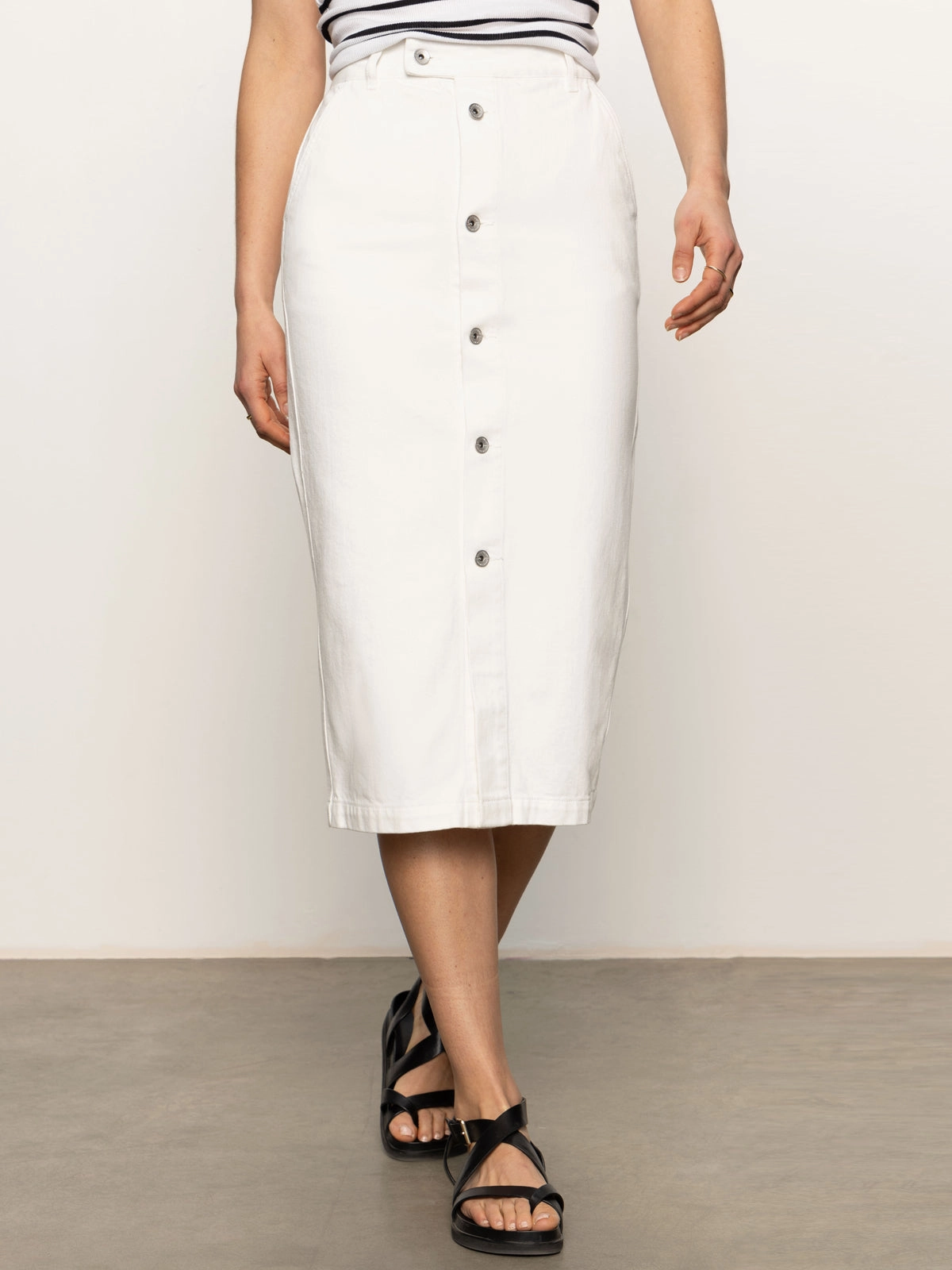 Classic Item Carrier Denim Skirt Bleached White