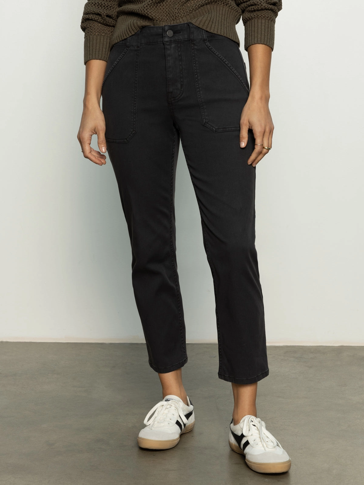Office Appropriate Smart Casual Sculpted Hayden Standard Rise Straight Crop Pant Black