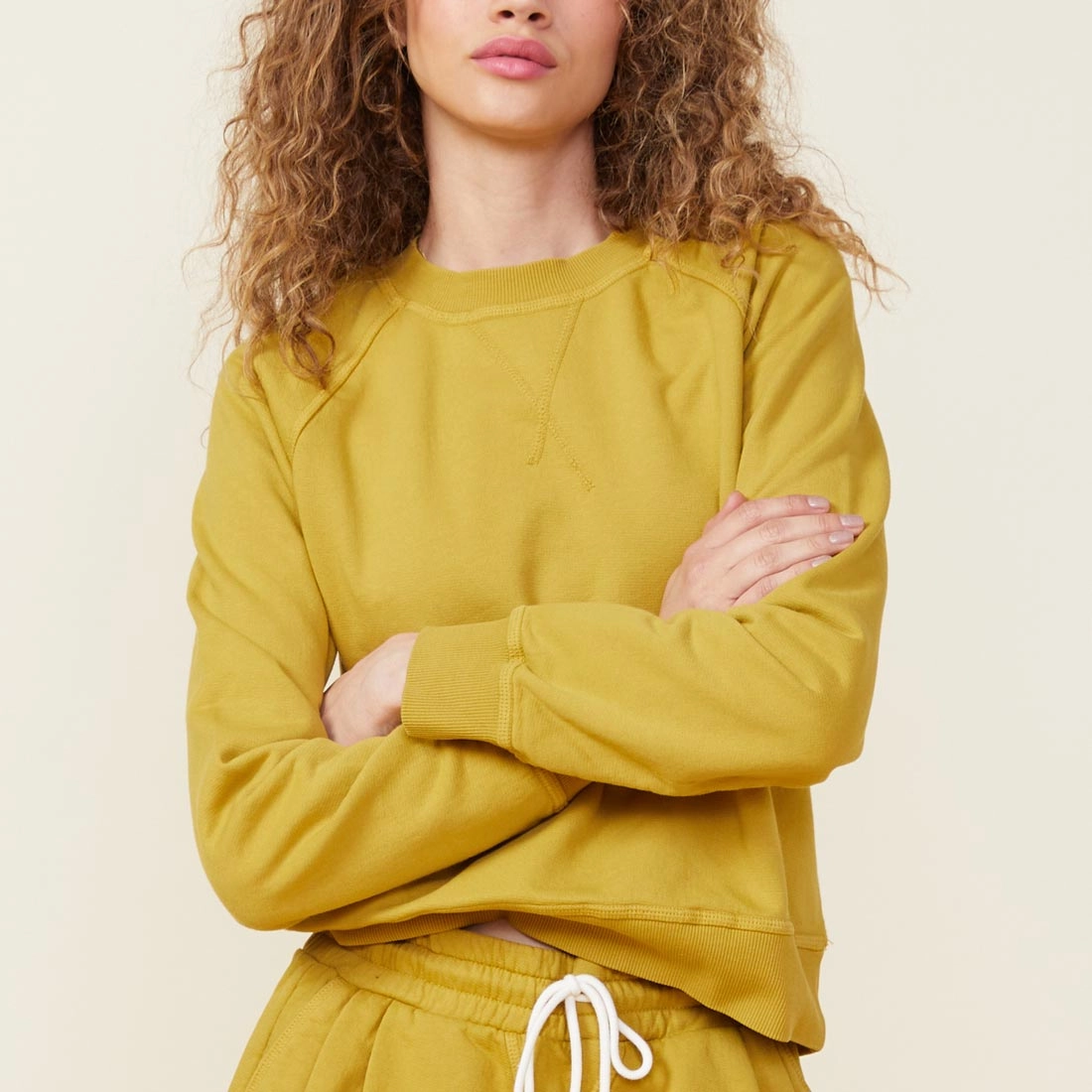 Flattering Fits 90's Classic Raglan