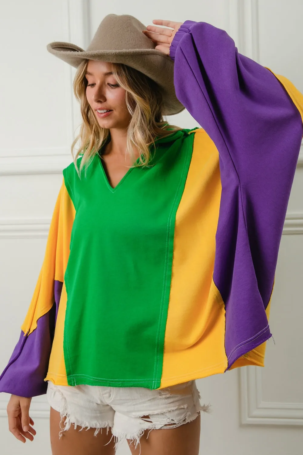 IT3301-01 | MARDI GRAS THEME RAW EDGE V NECK COLLARED TOP slim cut
