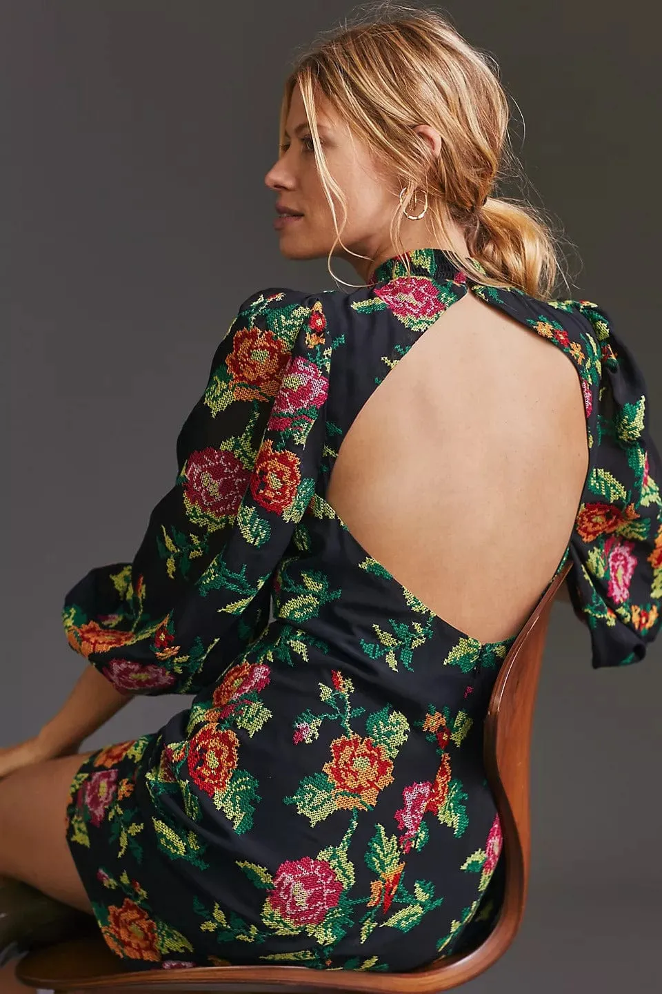 Flirty Wear Embroidered Mini Shift Dress - Rose