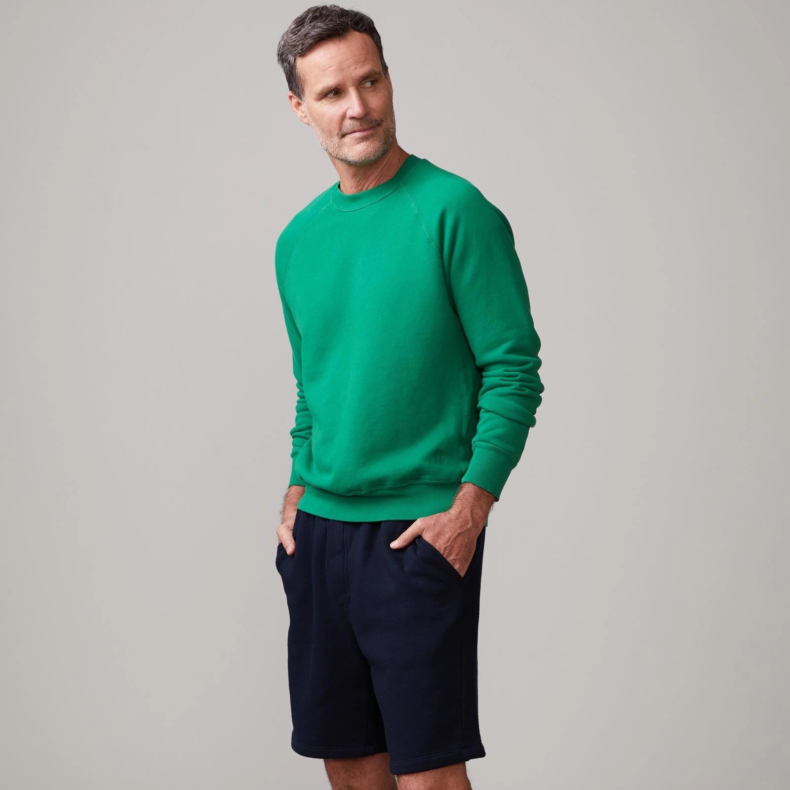 Formal touch 70's Raglan