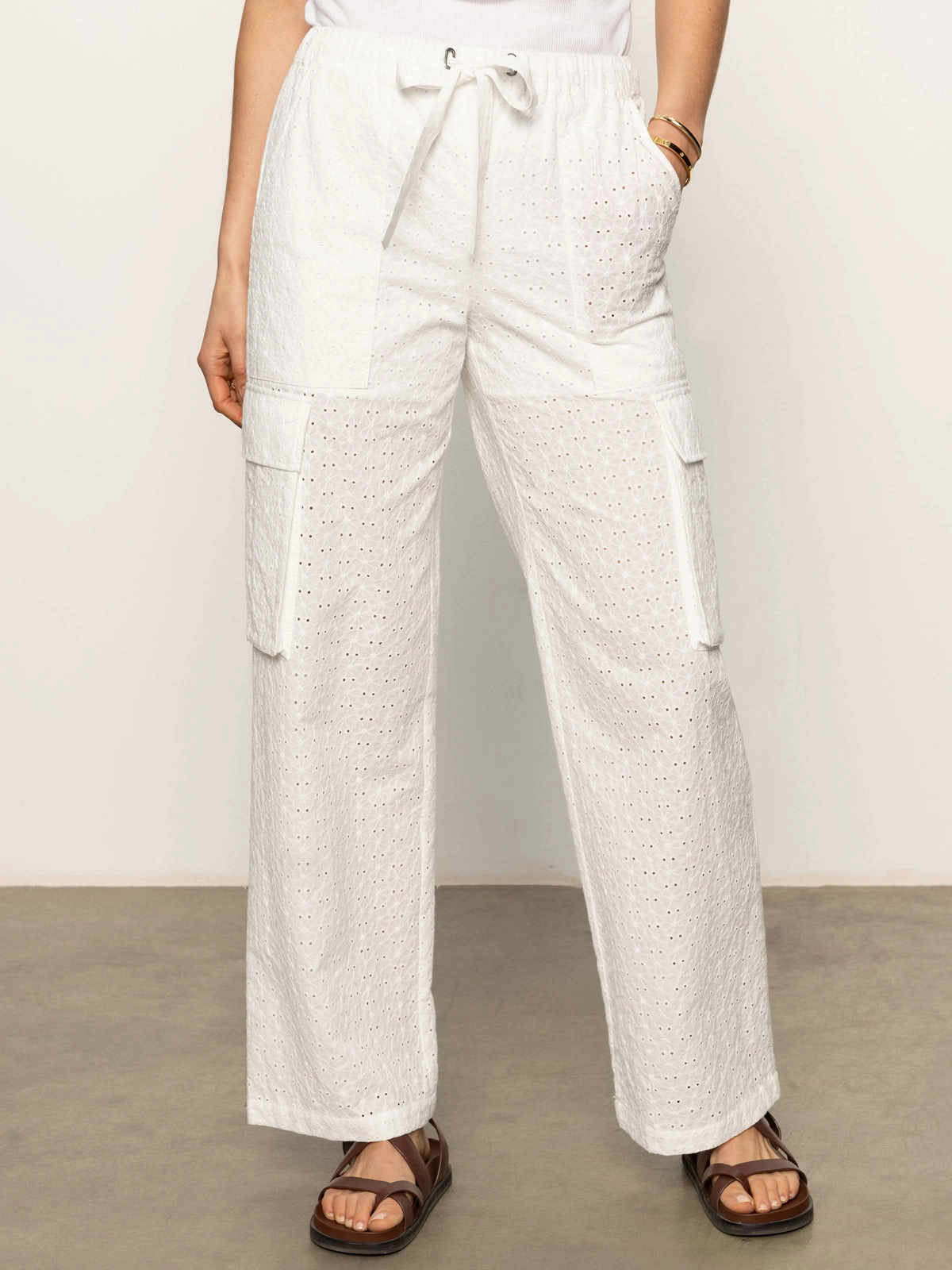 Free Time Eyelet Semi High Rise Pant Bleached White Chic Comfort