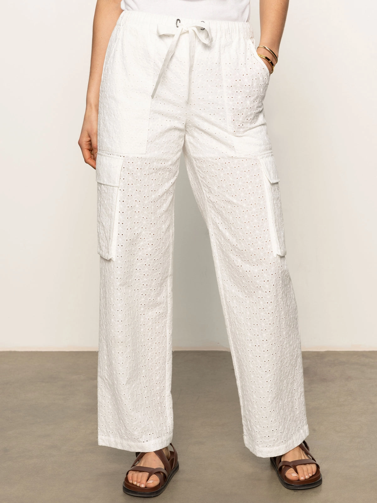 Free Time Eyelet Semi High Rise Pant Bleached White Chic Comfort
