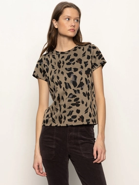 Double Knit Perfect Tee Winter Leopard Modern Outfit Ready Minimal Style Look