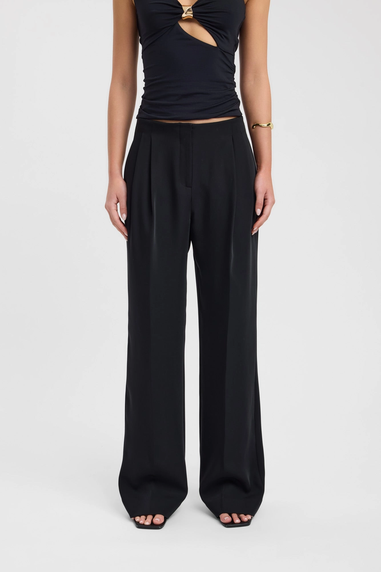 Functional Design Maria Pleated Pant