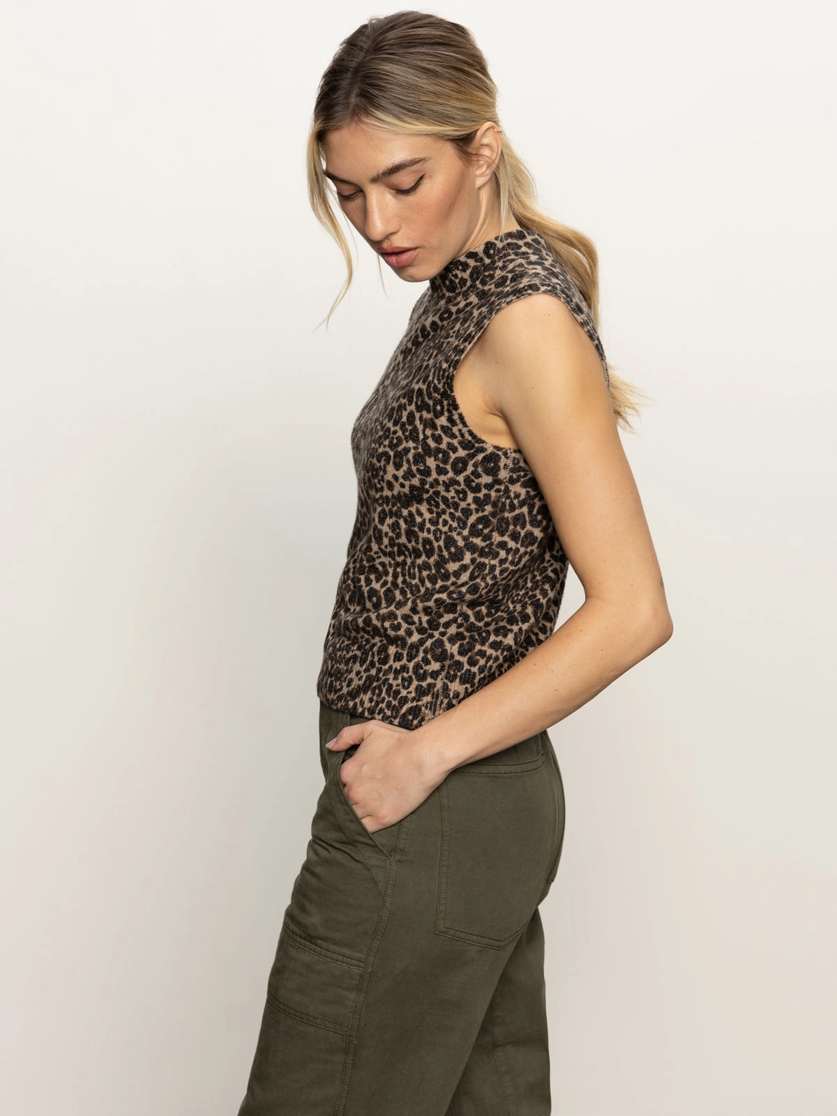 Fuzzy Shell French Kitty Soft Drapes