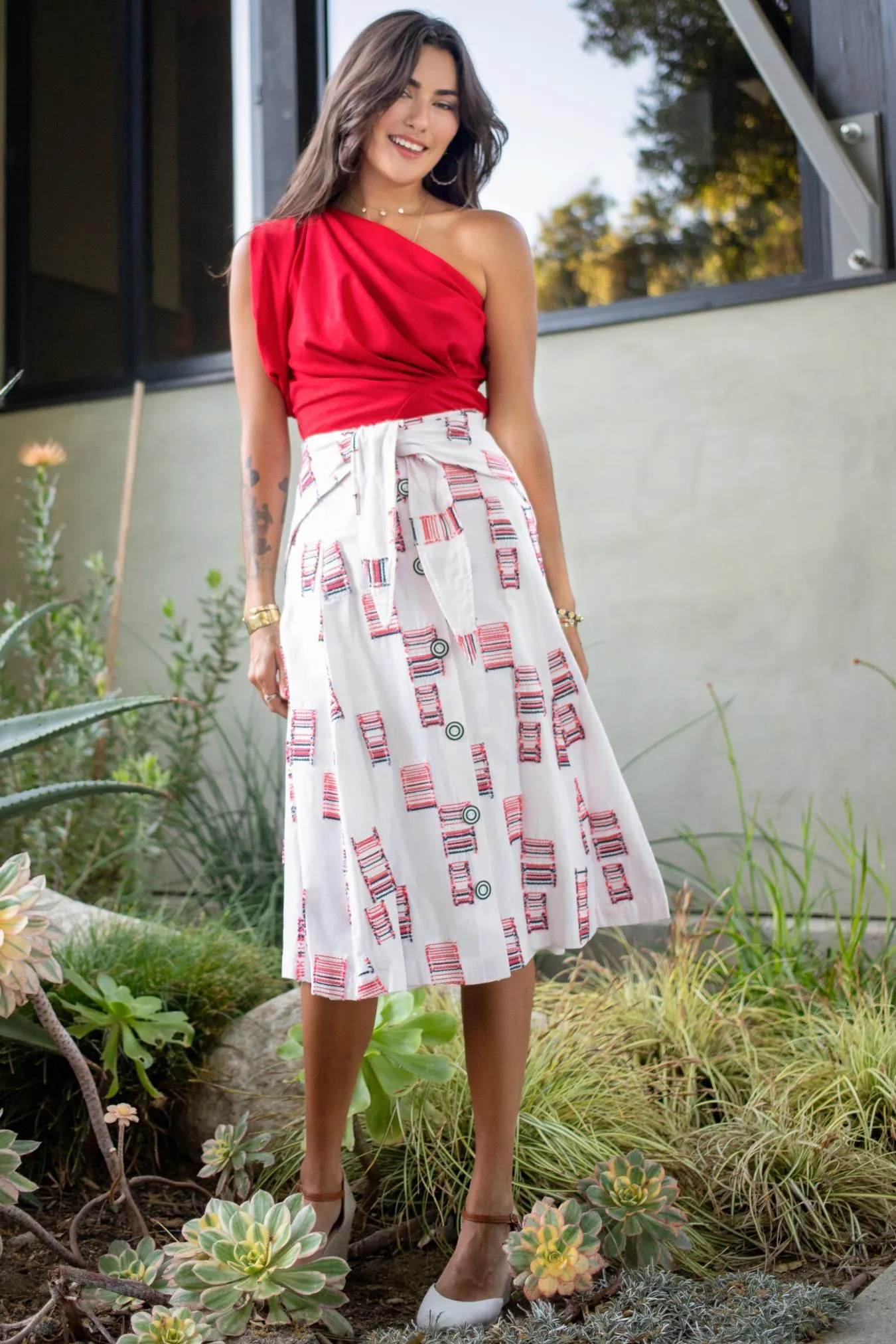 Gasper Skirt - Red Velvet Cake Subtle Detail