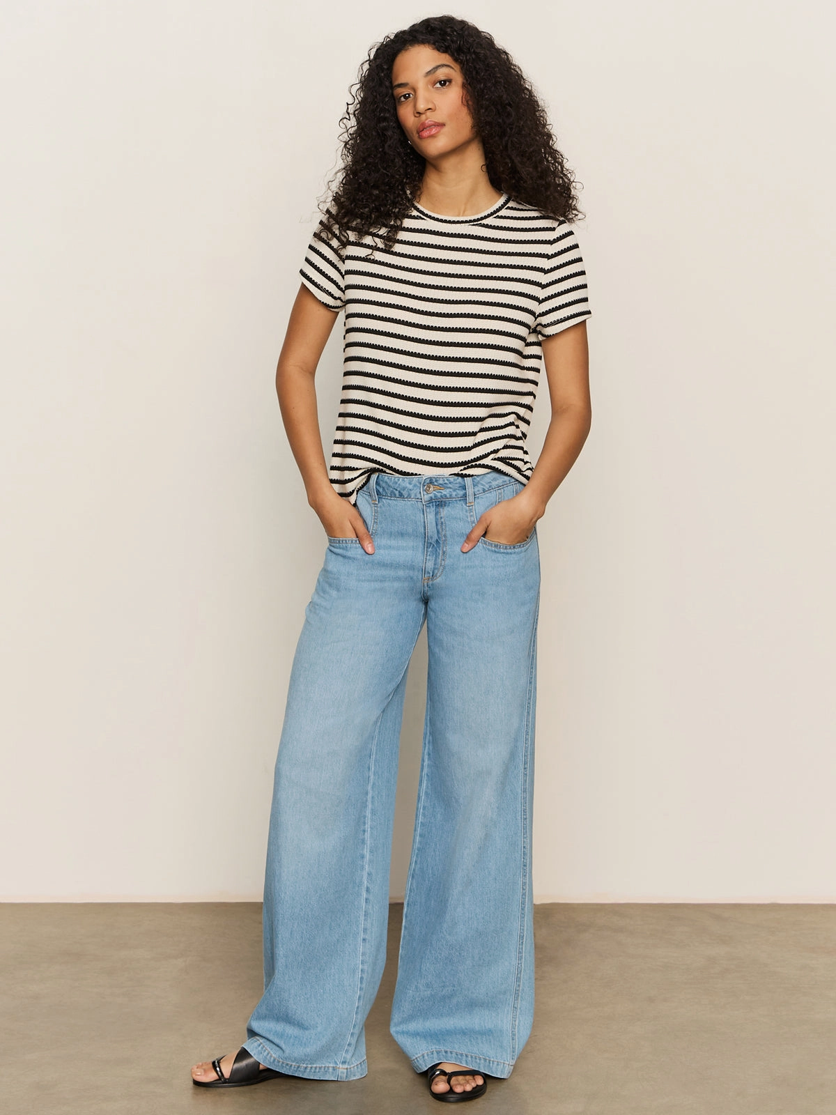 Highland Wide Leg Standard Rise Jeans Sail Away Soft Stretch