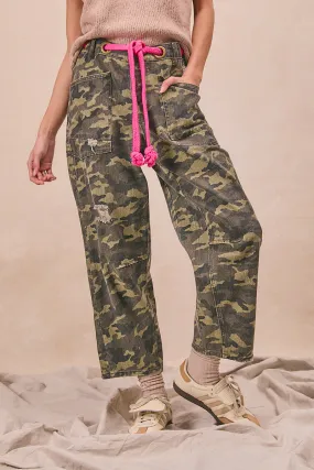 Cuffs Adjust Mild Weather Layer IB1537G-06P | BRAIDED WAIST BELT PATCH POCKETS CAMOUFLAGE PRINT PANTS