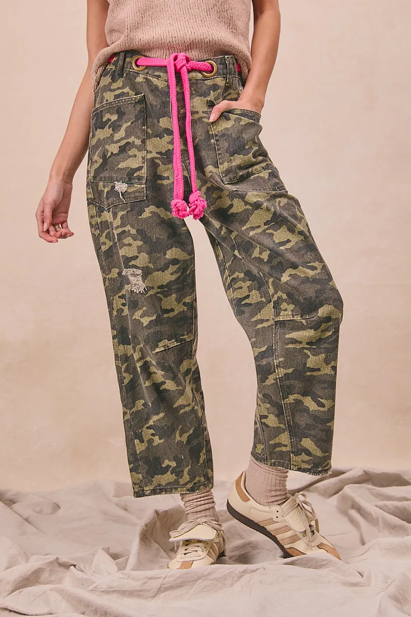 Flattering Design Functional Fit IB1537G-06P | BRAIDED WAIST BELT PATCH POCKETS CAMOUFLAGE PRINT PANTS