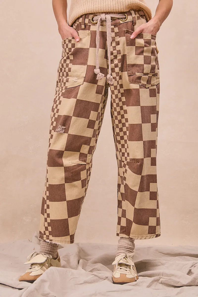 Simple Comfort IB1537R-09 | WASHED CHECKER BOARD PRINTED BRAIDED WAIST BELT DENIM PANTS