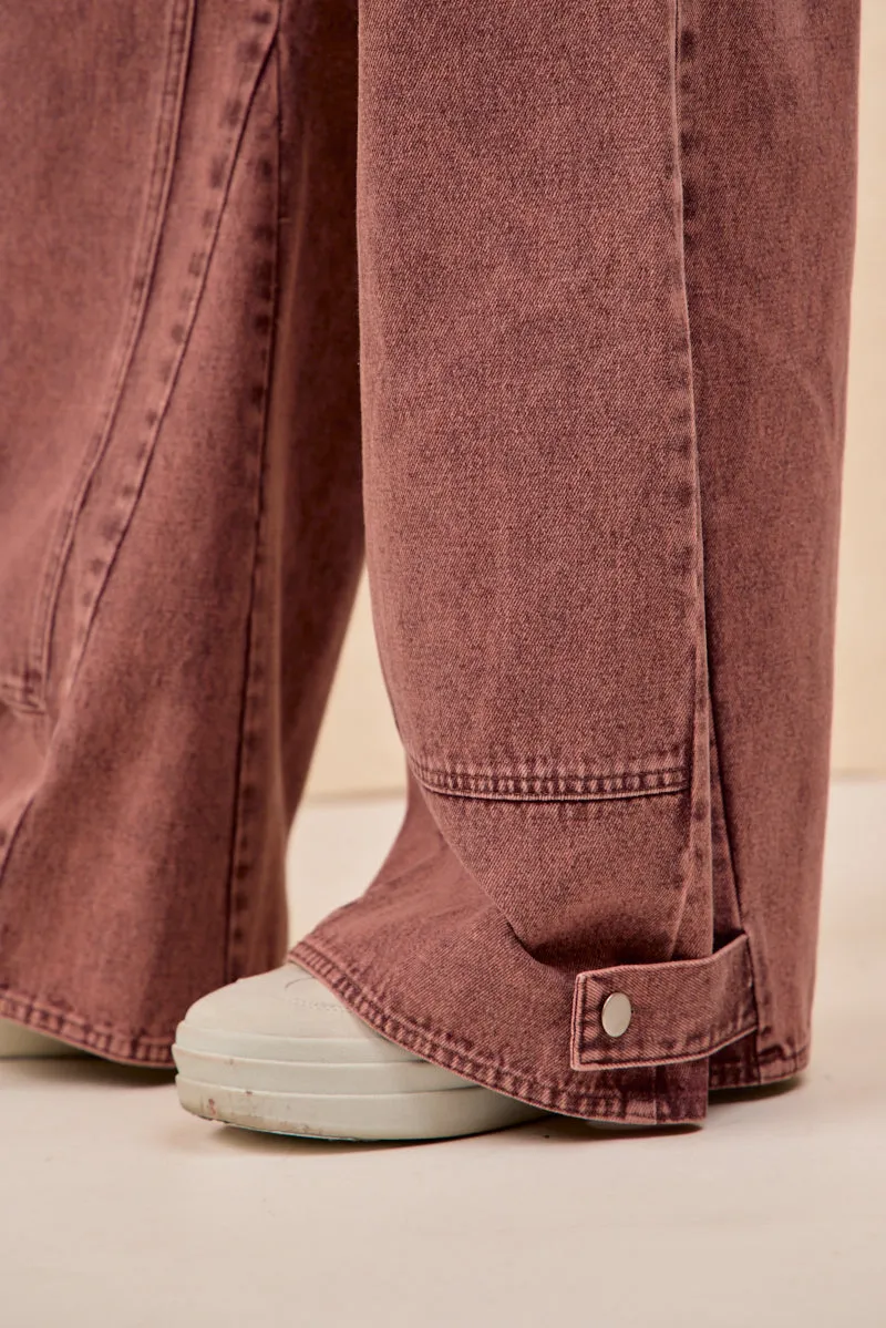 IB1544S-06 | WASHED DENIM CARGO POCKET PANTS WITH WAIST TIE Flexible Use