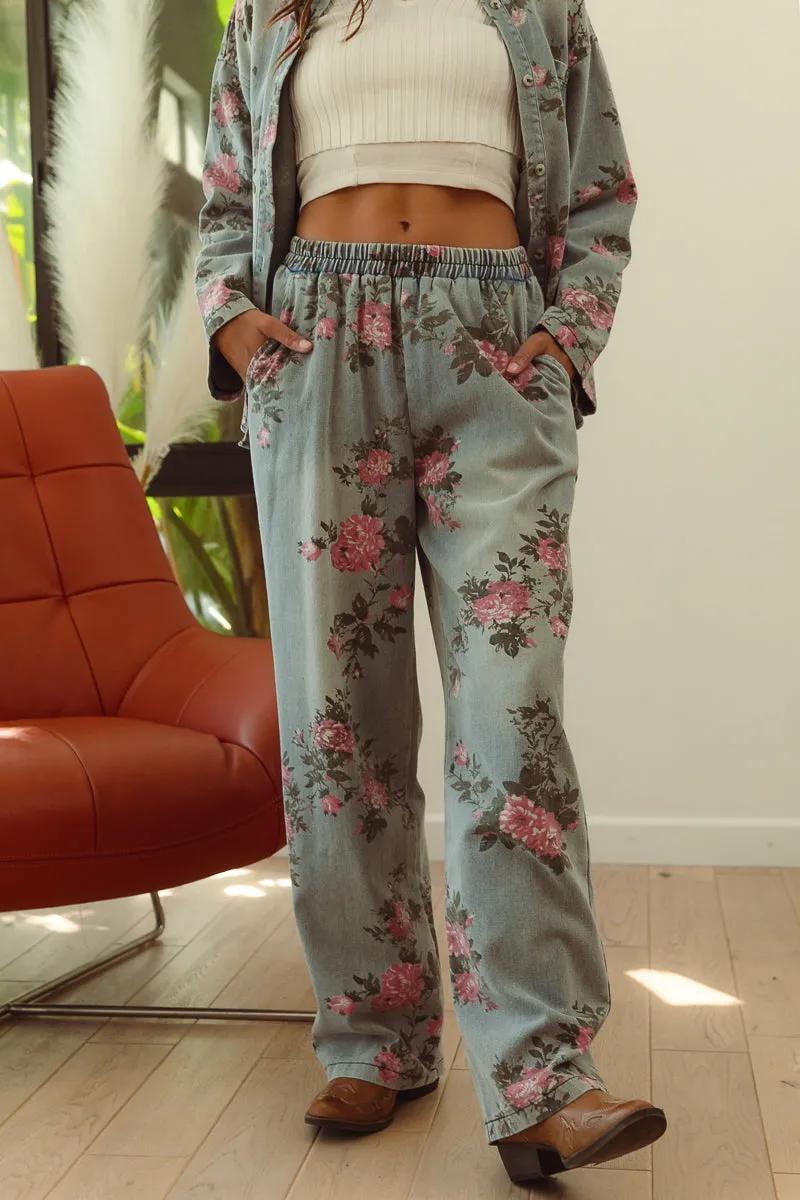 IB1591-01P | PLUS FLOWER PRINTED DENIM PANTS Performance Gear Easy Wear