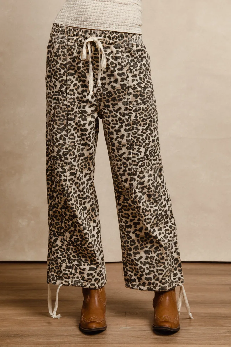 Soft Structure IB1639-01 | LEOPARD PRINT DRAWSTRING PANTS