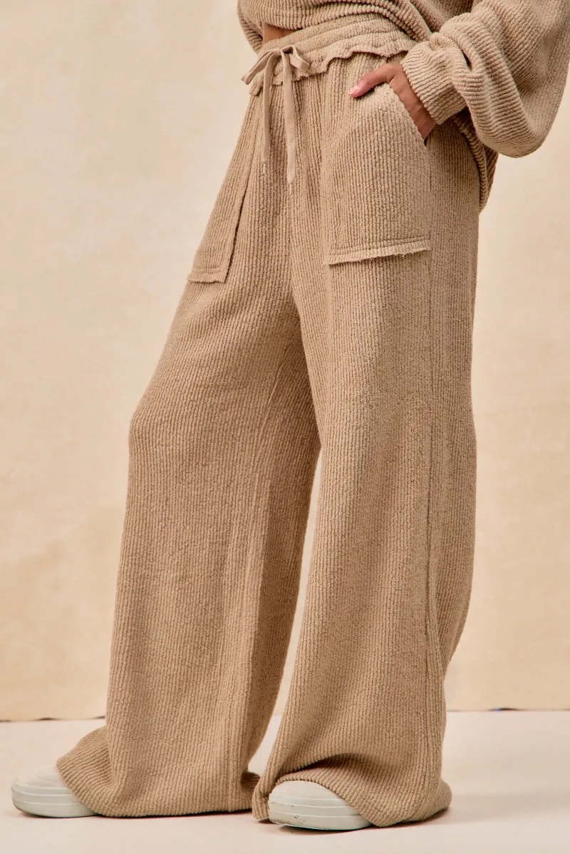 IB1744S-02 | BOUCLE RIB KNIT WIDE PANTS WITH CUT EDGE DETAIL On The Go