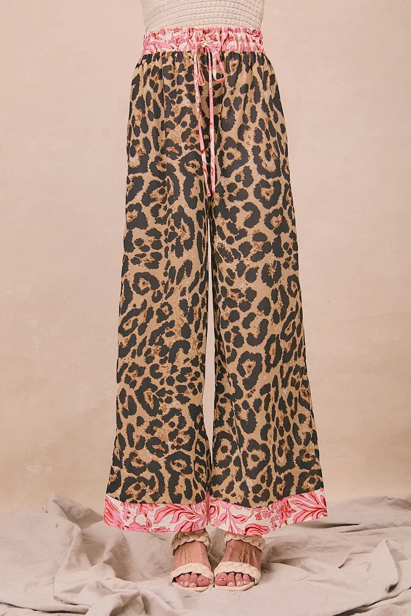 IB1773-01 | LEOPARD PRINT WITH CONTRAST BANDED WIDE PANTS Professional Wear Side Pockets