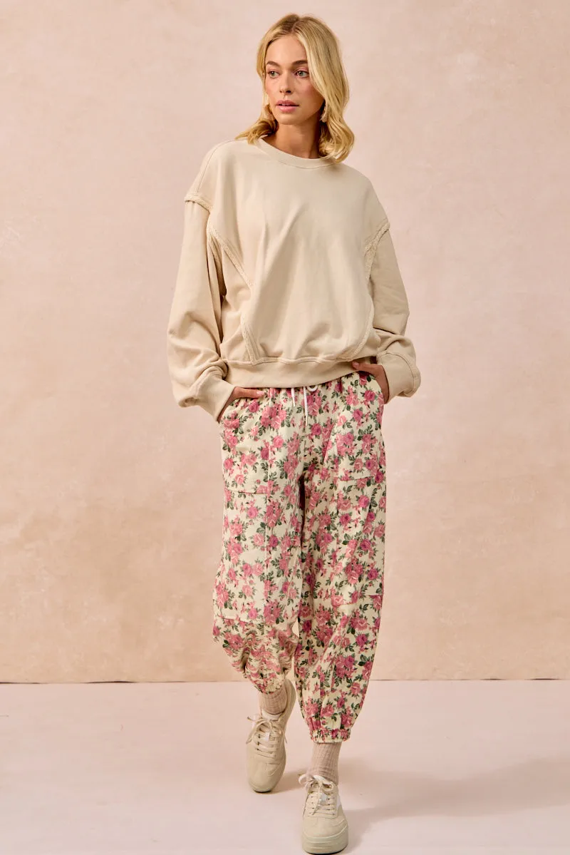 Hidden pockets IB1829-01 | FLORAL PRINTED TWILL PANTS WITH ELASTIC BAND