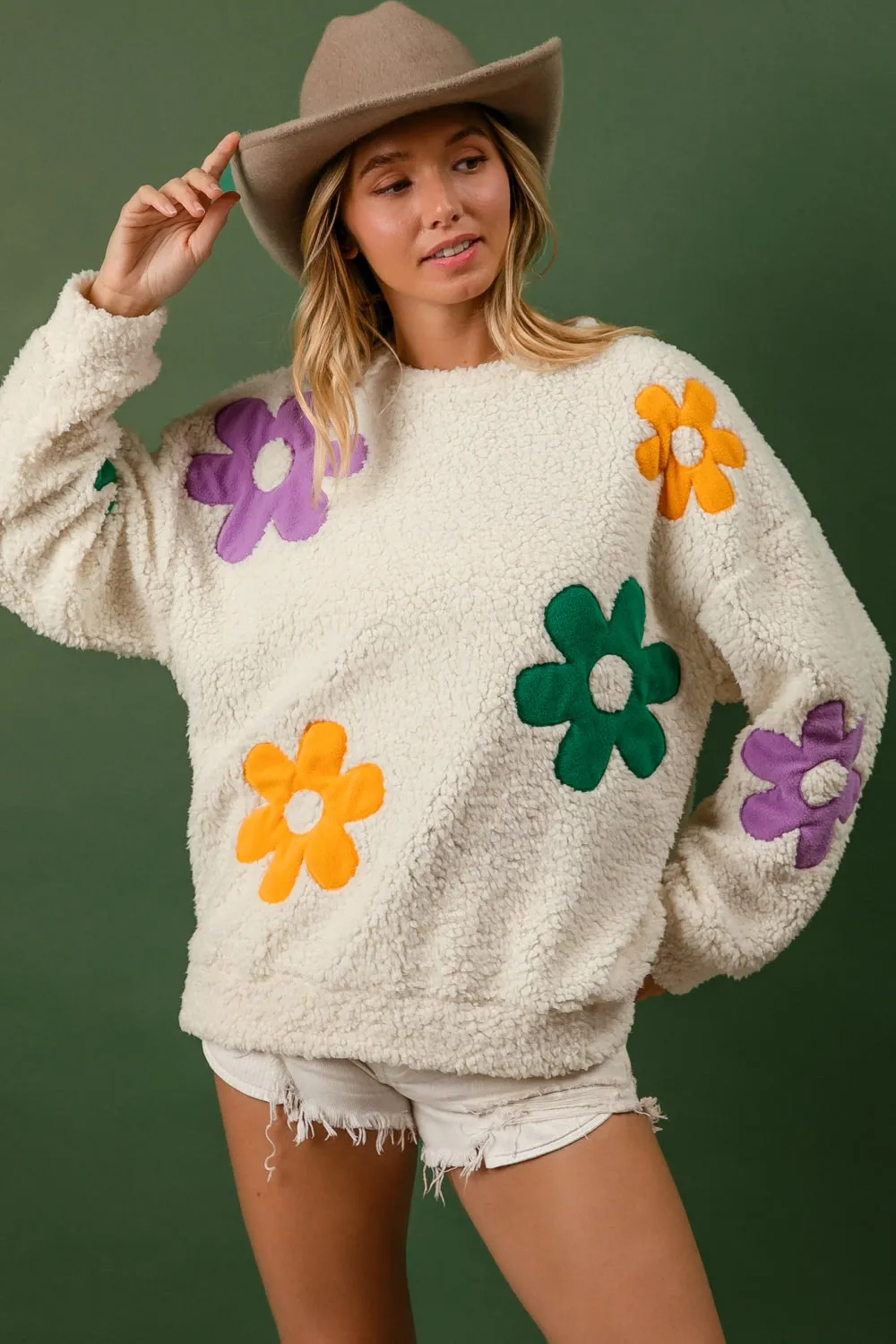 IT1508G-49 | MARDI GRAS COLORS FLOWER PATCHES FLEECE SWEATSHIRT Urban Outdoor Look