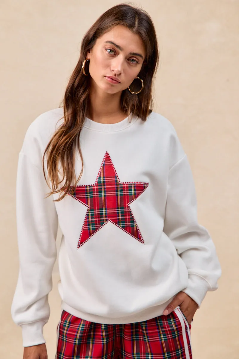 IT1508S-70 | BRUSHED TERRY CHRISTMAS PLAID STAR PATCH TOP Urban appeal