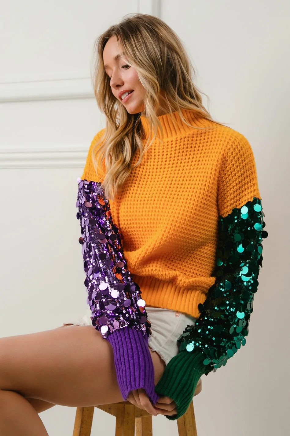 IT3223-01 | SPANGLED SLEEVE MARDI GRAS COLOR BLOCK SWEATER Comfy Essentials Lightweight Layer