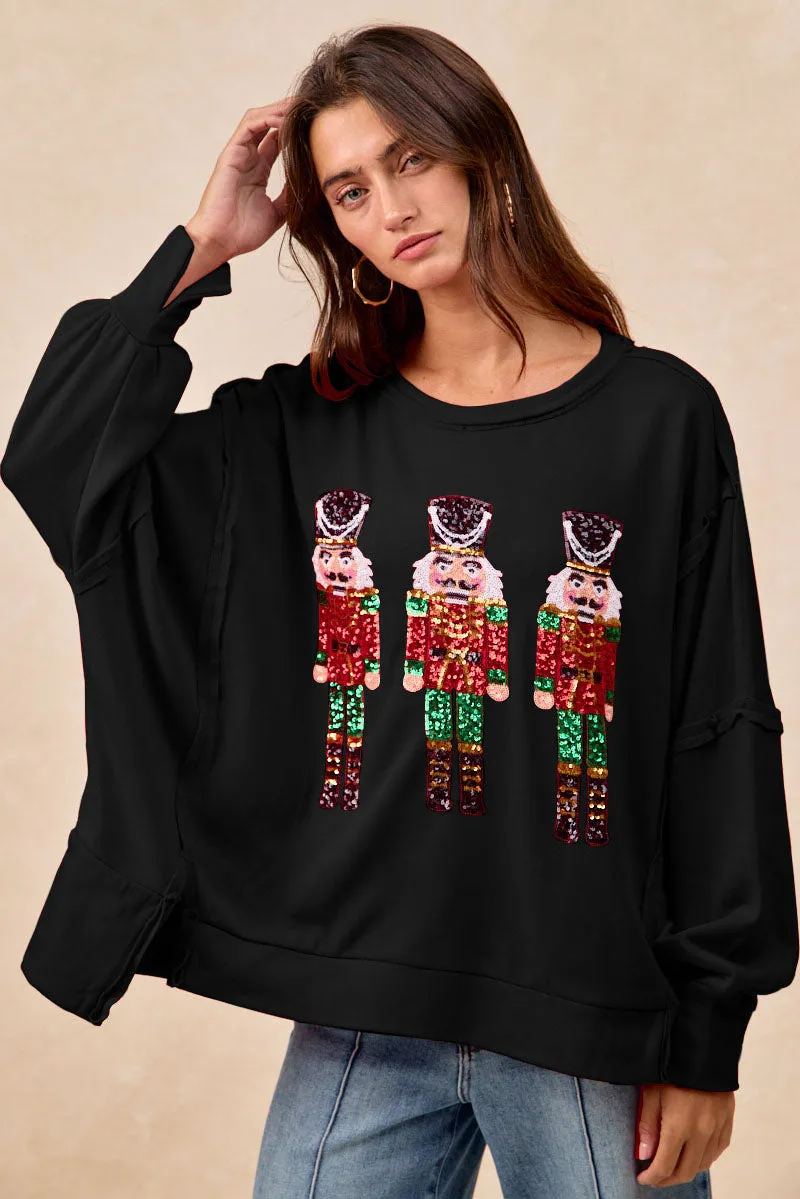 IT3426G-47 | CHRISTMAS SEQUIN NUTCRACKERS EMBROIDERY SWEATSHIRT Weekend Wear High-rise waist