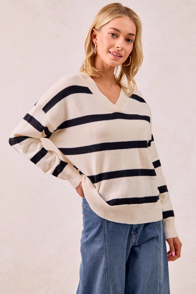 IT4307R-01 | SOLID STRIPED KNIT SWEATER TOP WITH V-NECKLINE Soft Touch