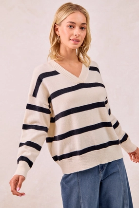 IT4307R-01 | SOLID STRIPED KNIT SWEATER TOP WITH V-NECKLINE Everyday Comfort