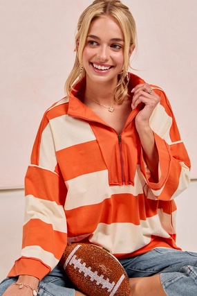 IT4346-01 | GAMEDAY THEME STRIPED JERSEY TOP WITH WIDE OPEN Neutral Tones Look Easy Fit