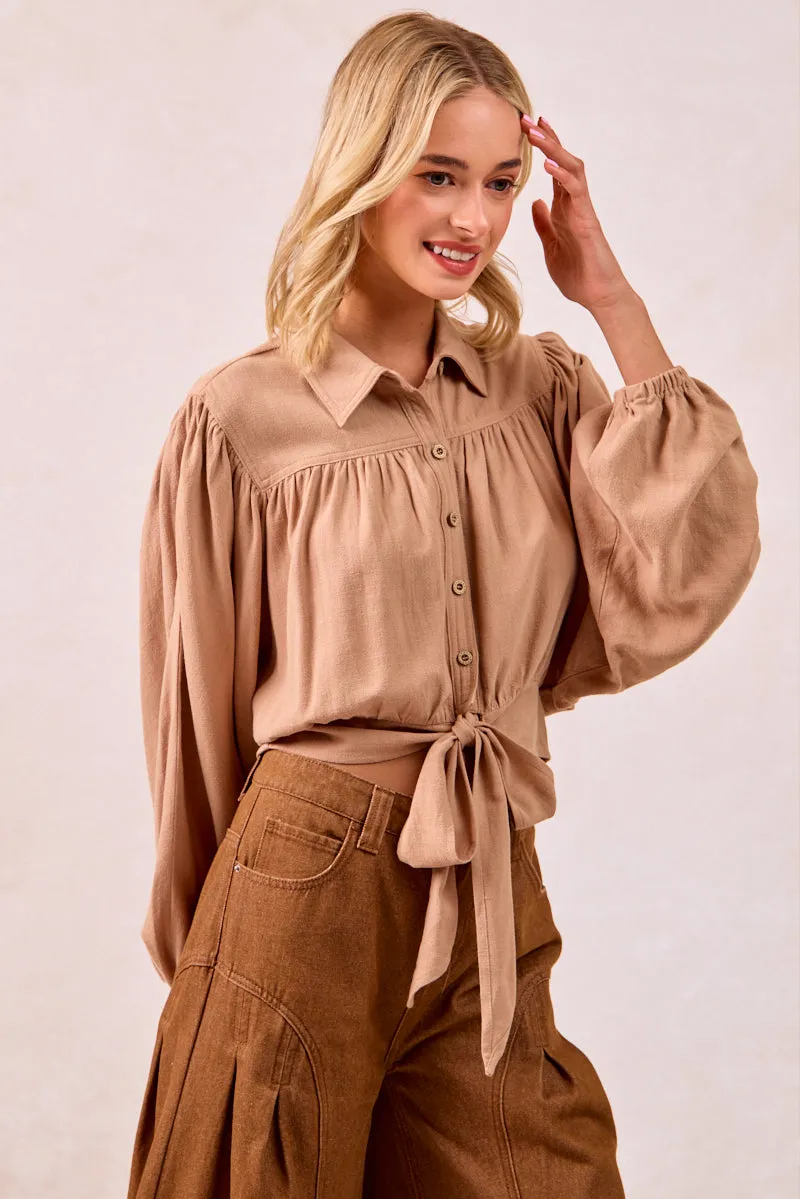 IT4380G-01 | LINEN VISCOSE TIE HEM DETAIL CROP BLOUSE Fashion Trend