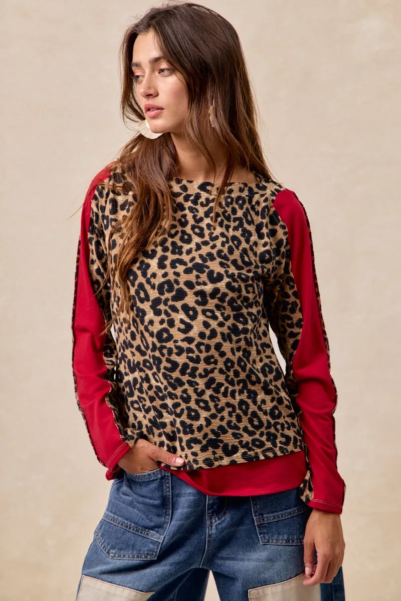 Sleek Layer Look IT4464S-02 | LEOPARD THERMAL KNIT WITH CONTRAST BOAT NECK TOP