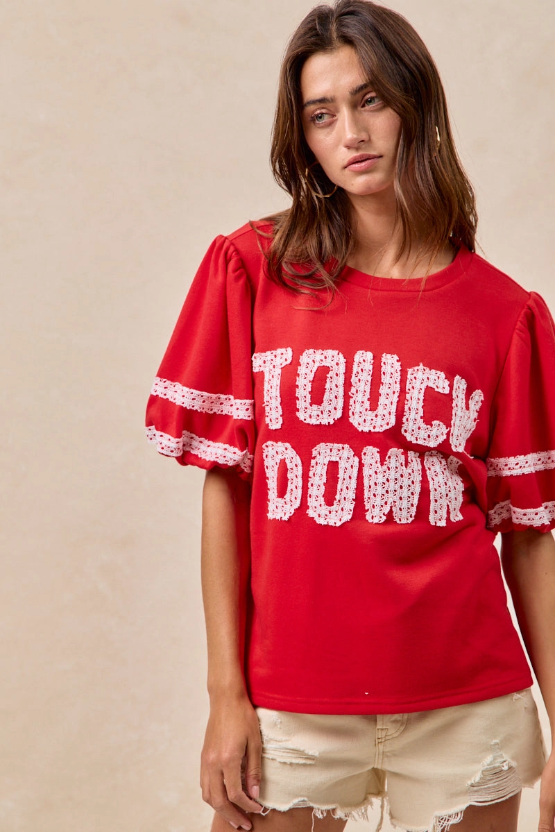 Street Active IT4581S-01 | GAMEDAY THEME SLEEVE TOP WITH TOUCH DOWN PATCHWORK