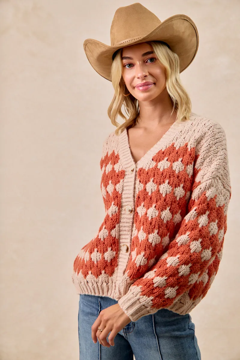 Winter Fashion IT4706-01 | TEXTURED SWEATER CARDIGAN WITH BUTTONED CLOSURE