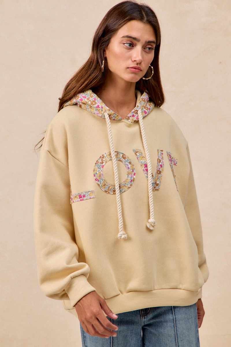 IT4752S-02 | BRUSHED TERRY LOVE LETTER HOOIDE TOP FLOWER PRINT Statement Piece