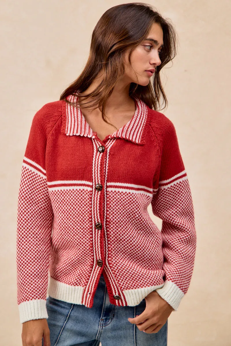 IT4758H-01 | TWO COLOR WEAVE SWEATER TOP WITH STRIPED PLACKET Modern Travel Look