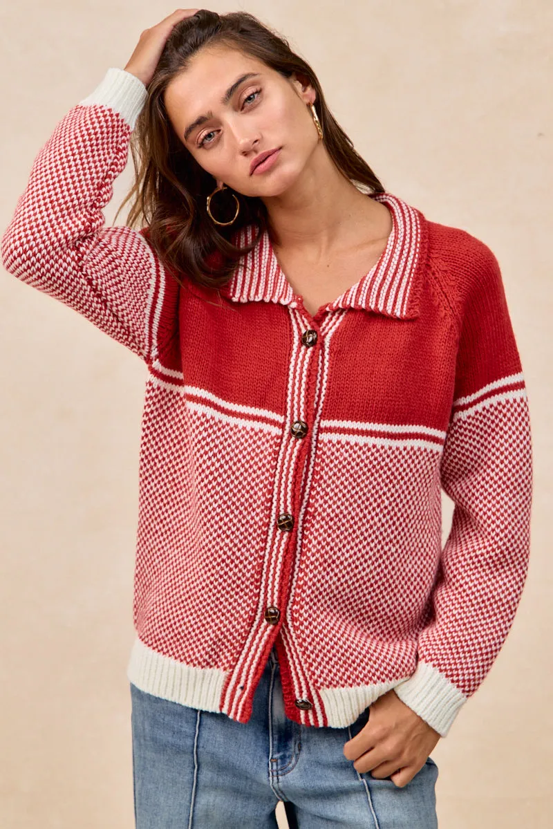 Hike Fit IT4758H-01 | TWO COLOR WEAVE SWEATER TOP WITH STRIPED PLACKET