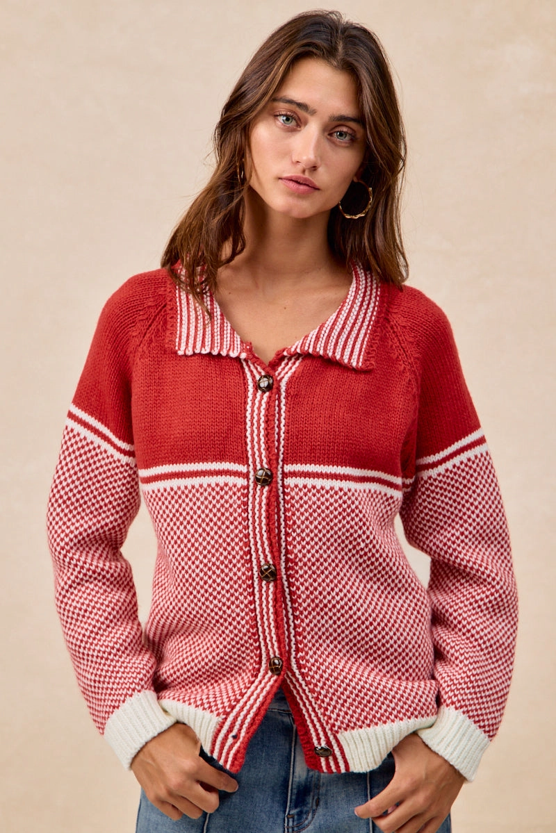 Grace Color IT4758H-01 | TWO COLOR WEAVE SWEATER TOP WITH STRIPED PLACKET